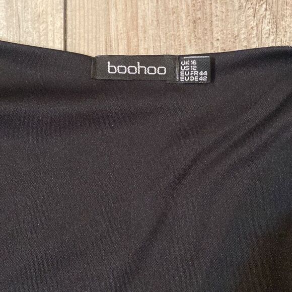 Boohoo Black W/ Sheer Sleeves Rouched Dress Size 12 - Picture 2 of 8